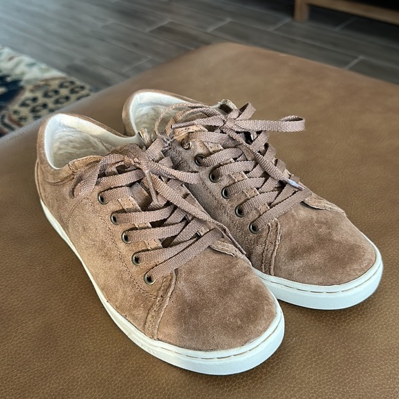 Suede UGG Tomi Sneaker Sz 7.5 - Picture 7 of 11